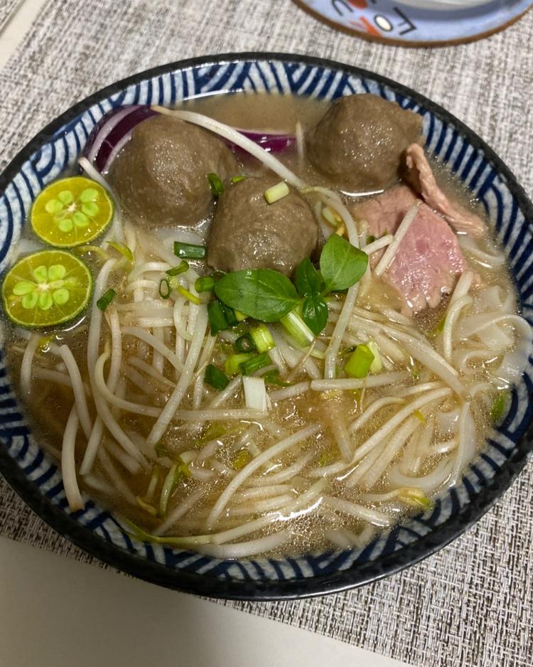 越南牛肉粉（Pho）