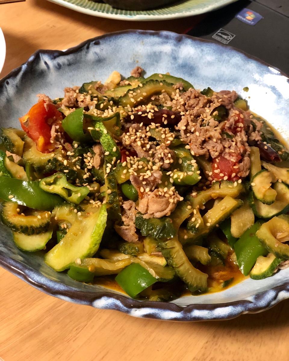 黄瓜炒肉