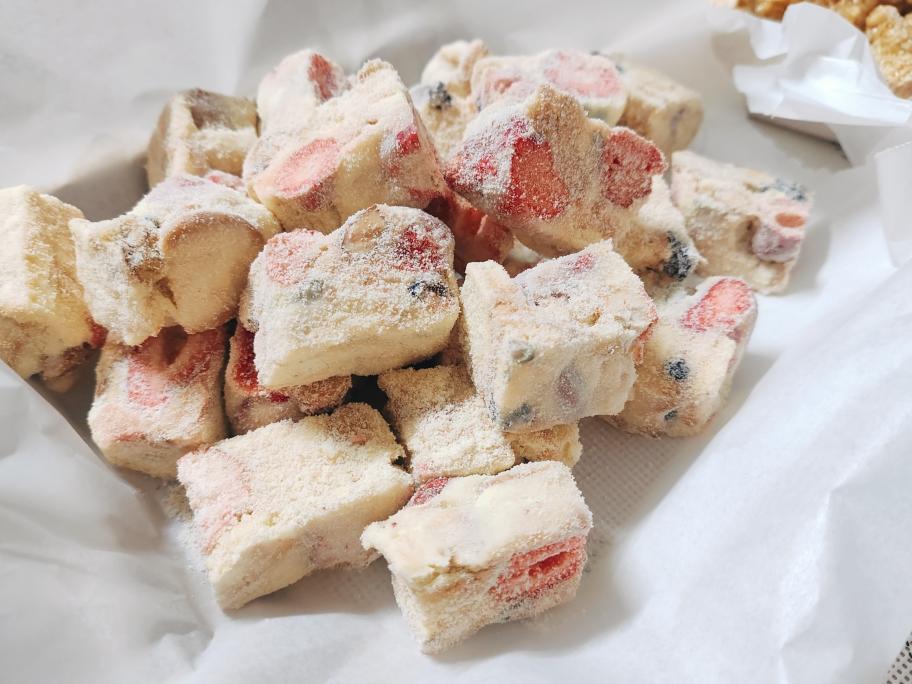 新年小点心🔥零失败草莓雪花酥