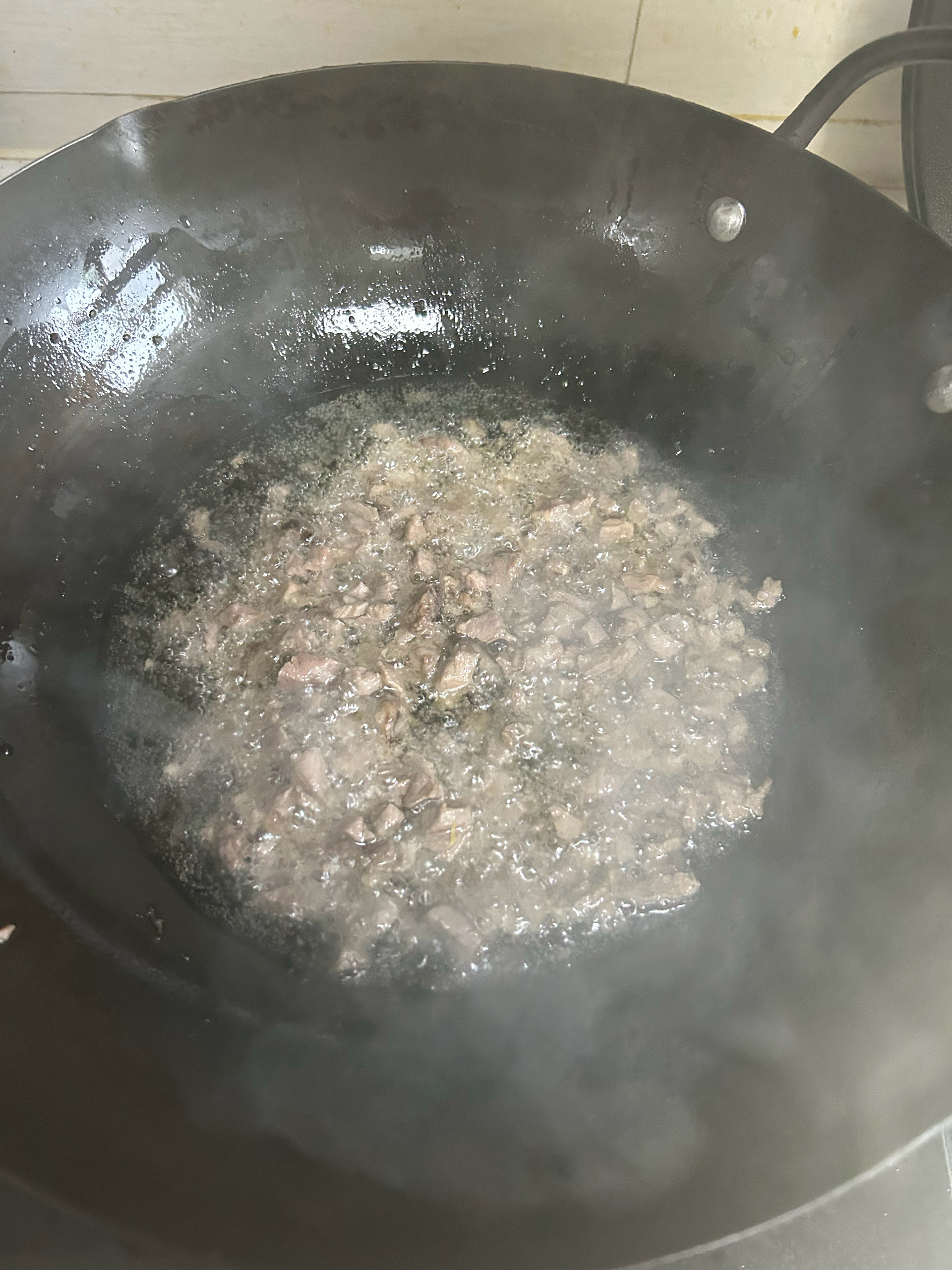 香椿牛肉酱的做法 步骤8