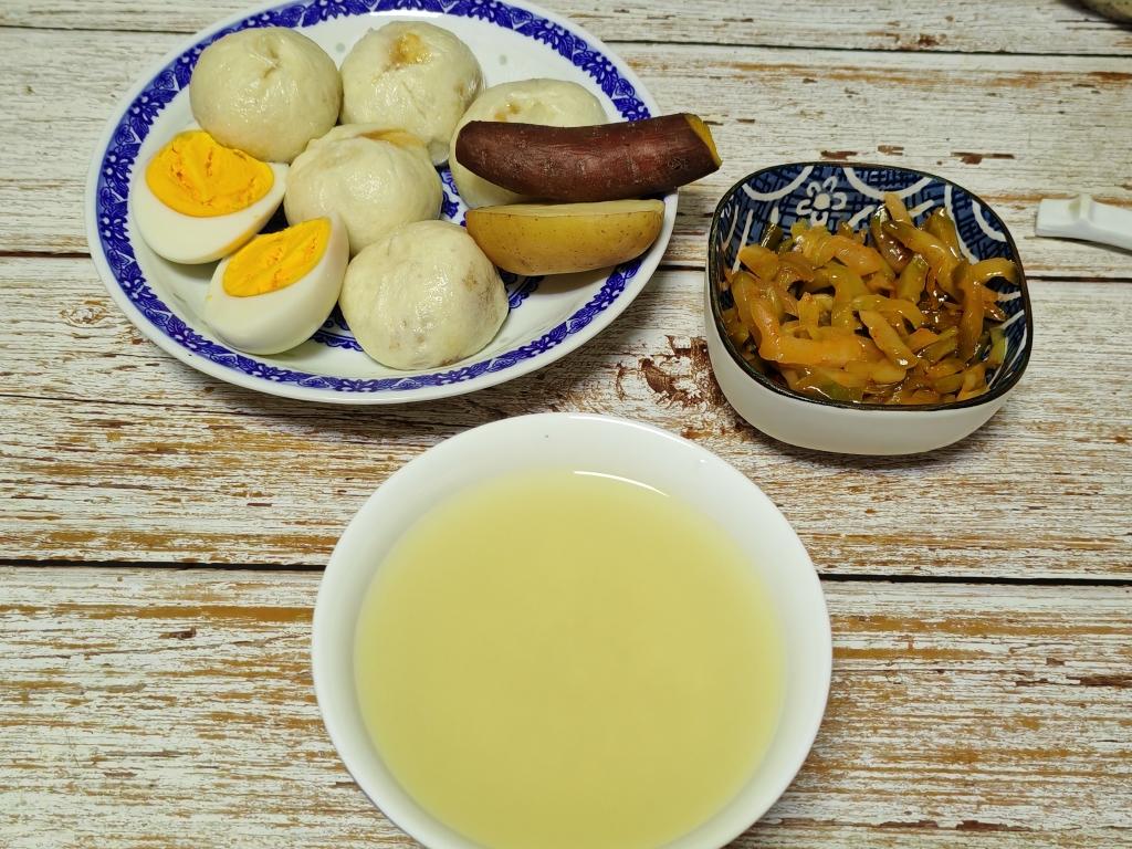 早餐•2026年5月20日