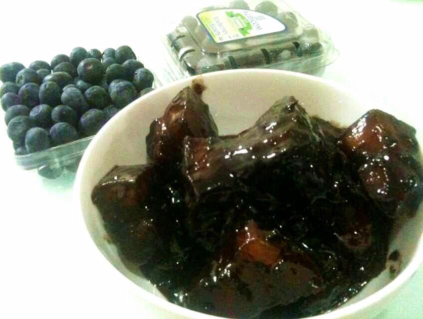 蓝莓酱烧肉