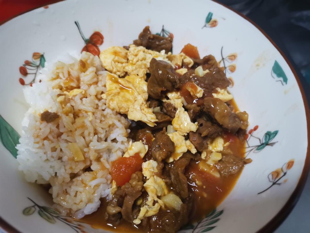 酸甜浓郁～超开胃🔥番茄滑蛋牛肉饭