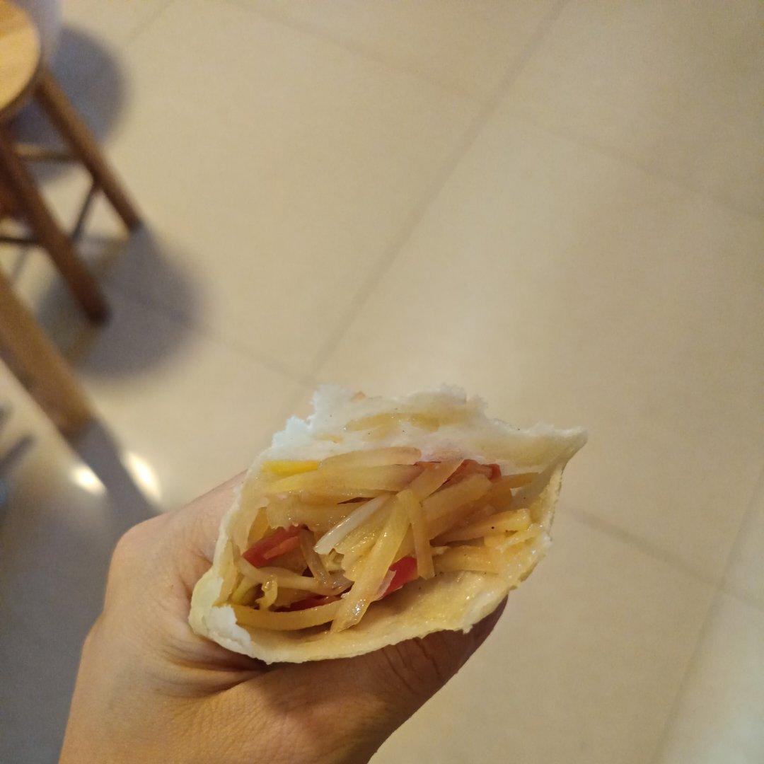 半烫面的口袋饼｜装啥都好吃