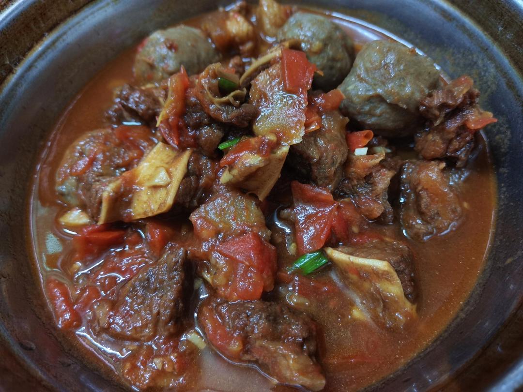 番茄炖牛腩