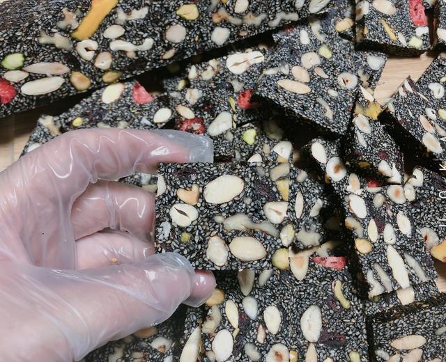 ㊙️高颜值 超美味 阿胶糕的做法