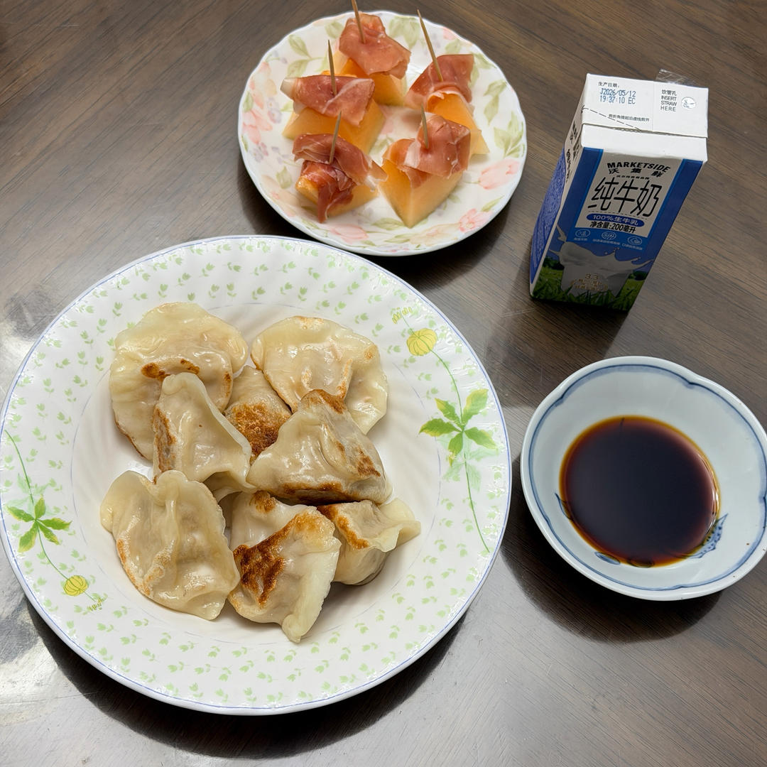 孩子们的早餐