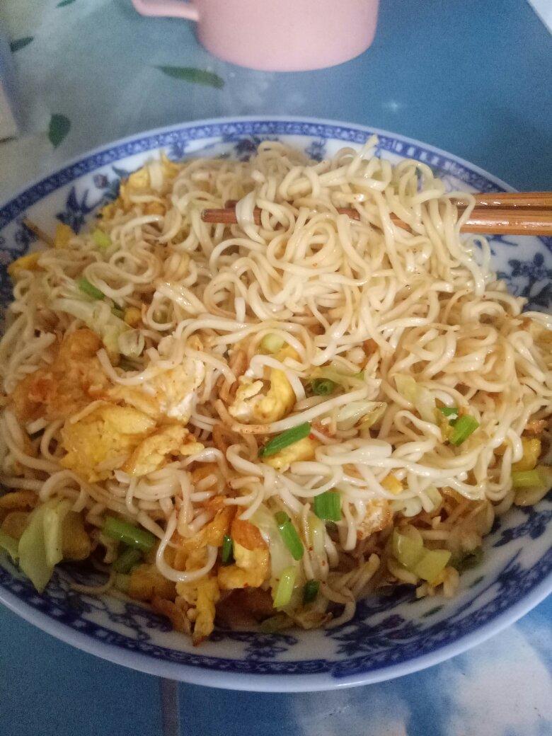 炒面（方便面）