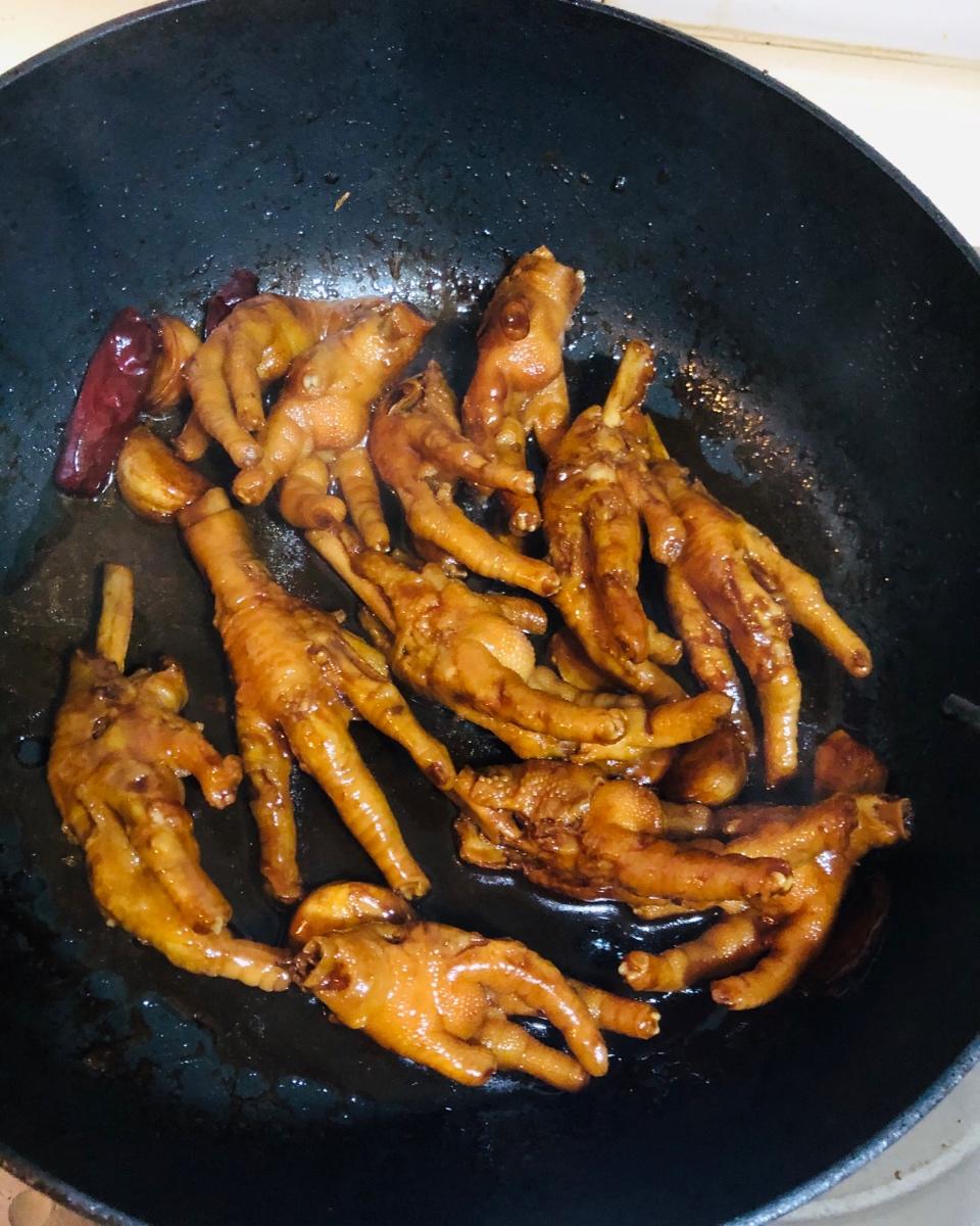 “销魂”卤鸡爪