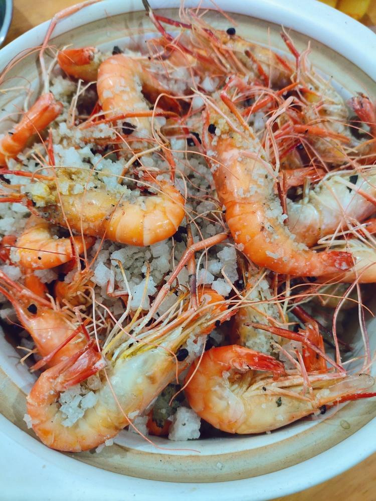 盐焗罗氏虾的做法