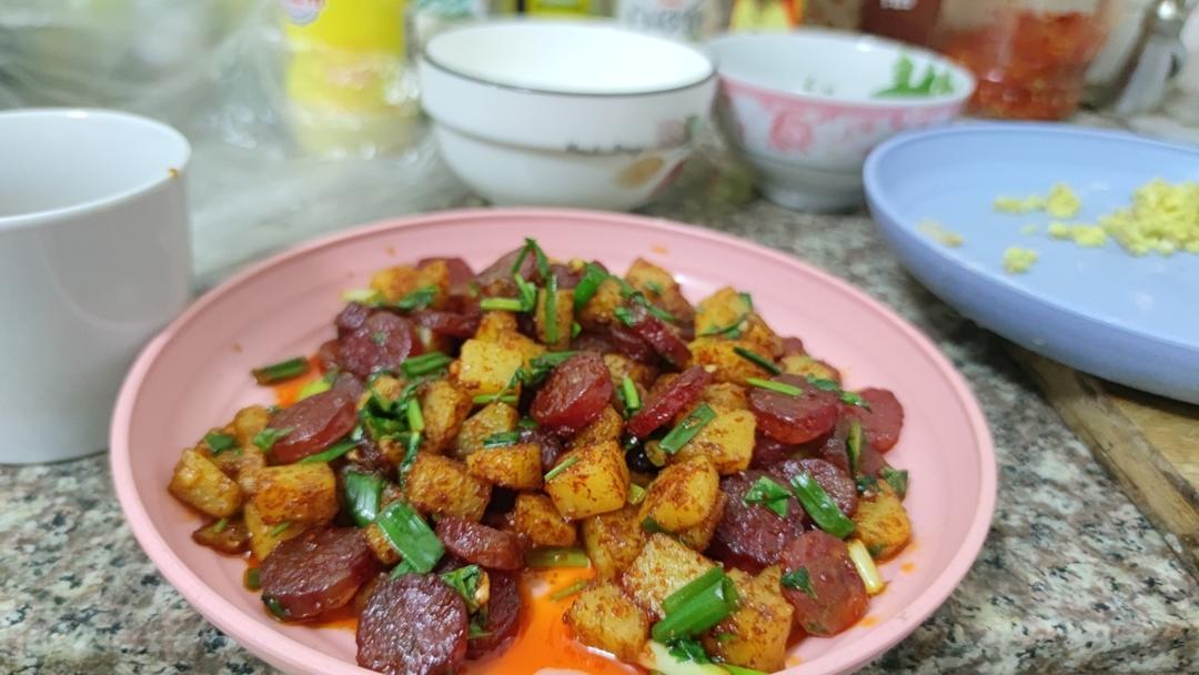 烧烤风味的土豆小香肠