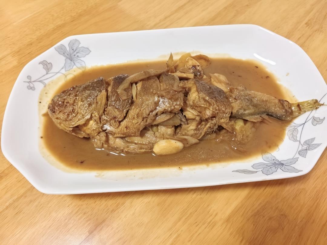私房红烧黄花鱼，边吃边想念~