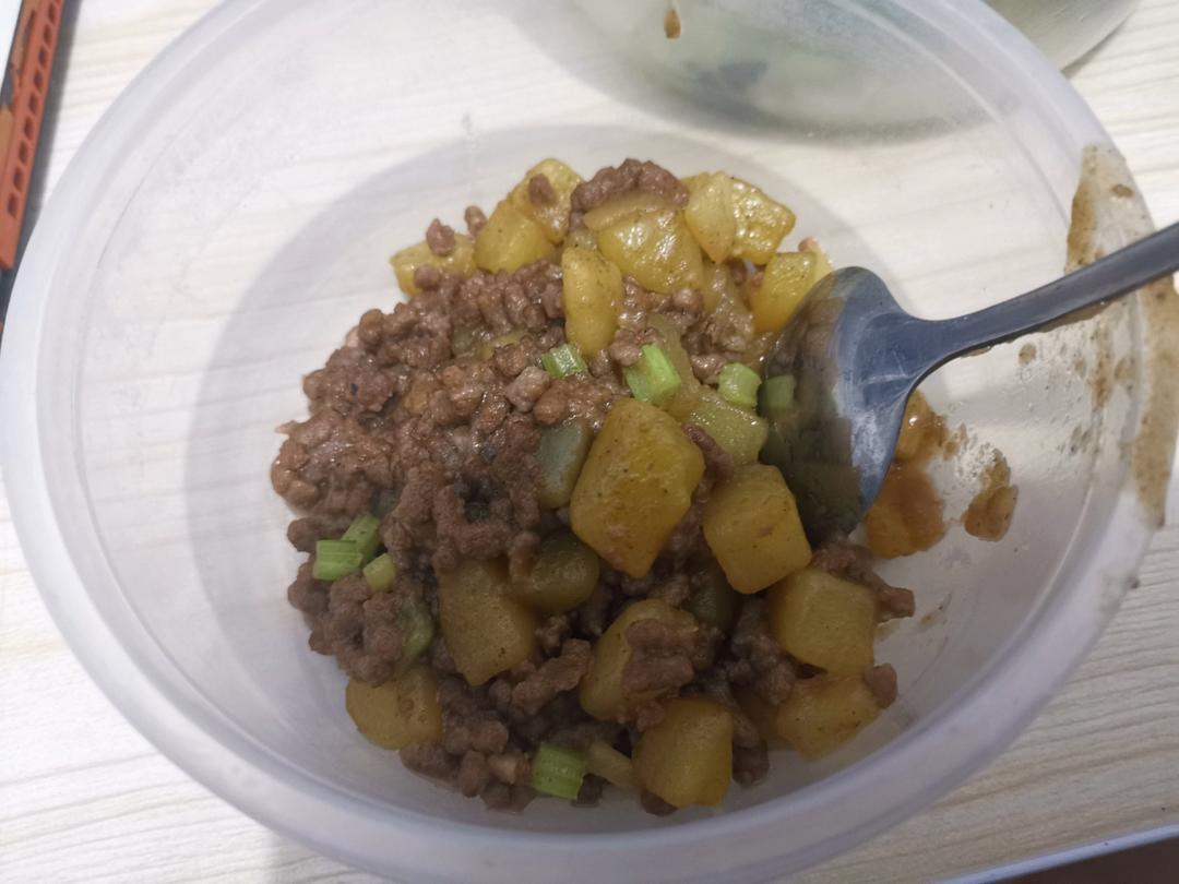 【多汁麻辣牛肉末烧土豆】-15分钟搞定的下饭菜
