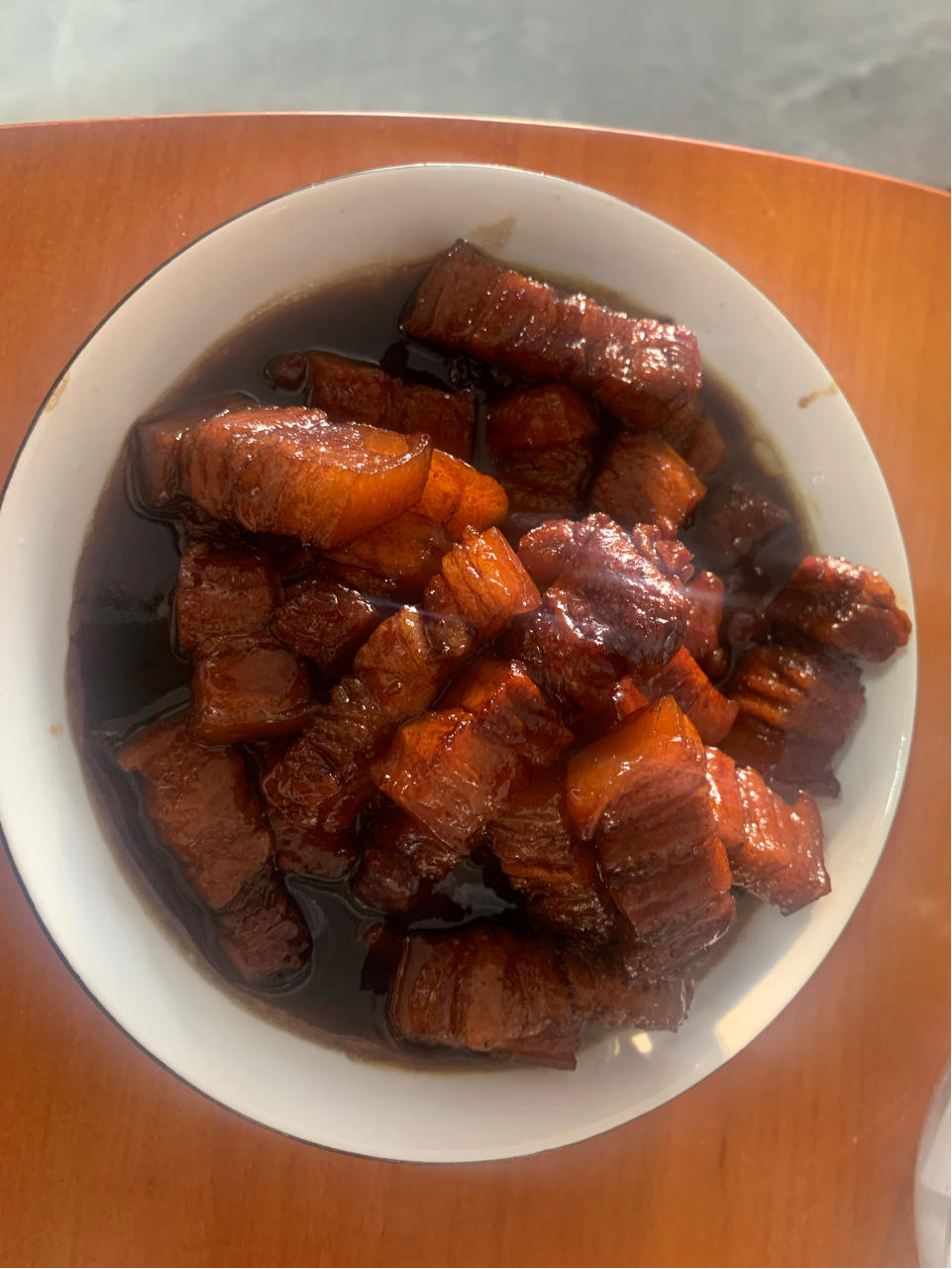 新手易做！好吃到舔盘的红烧肉香糯不腻