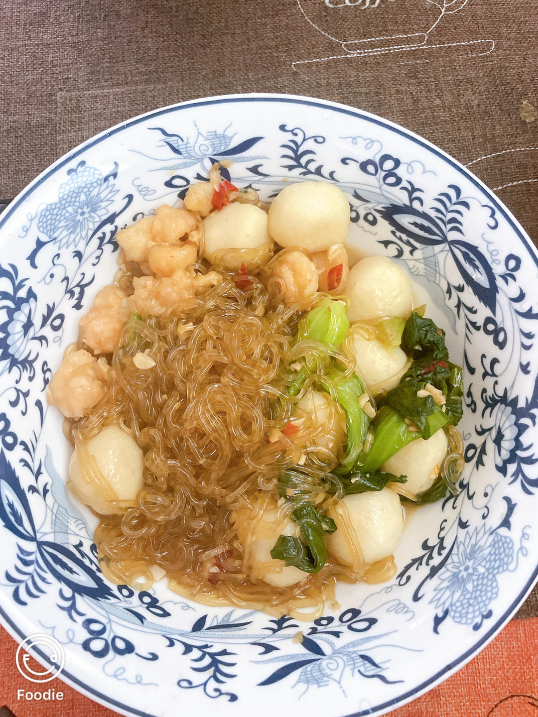 蒜蓉虾滑粉丝煲
