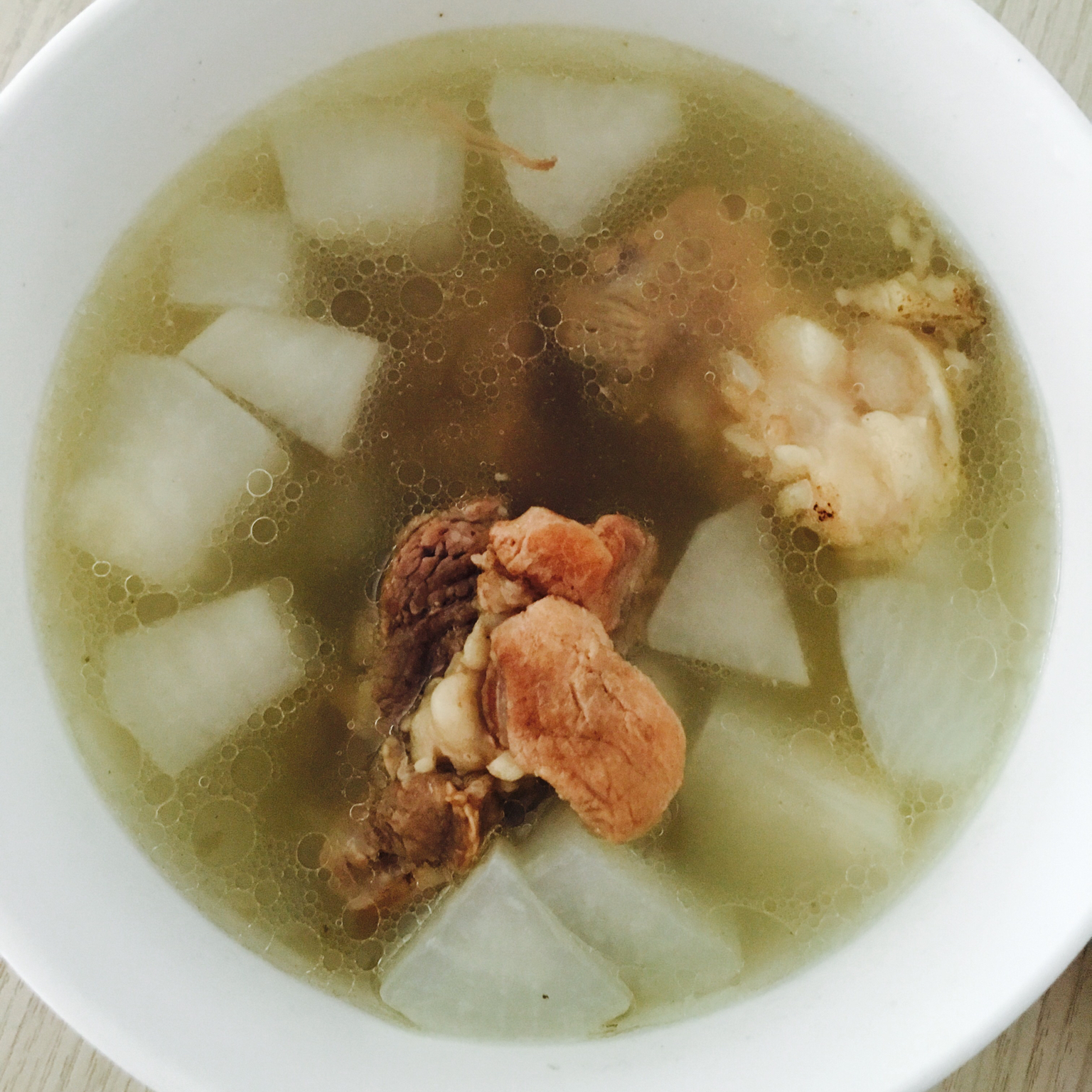 萝卜骨头汤（电炖锅版）