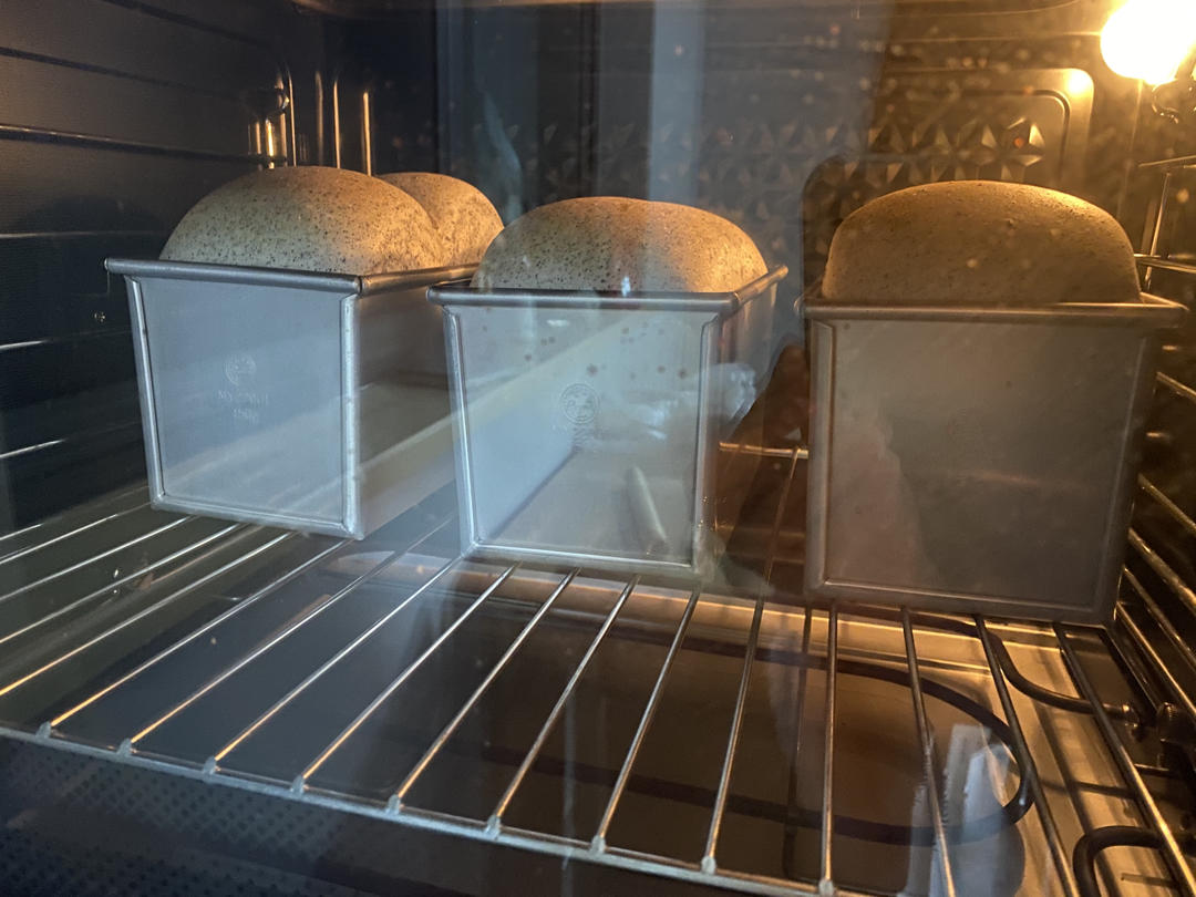 金大旺的黑芝麻吐司