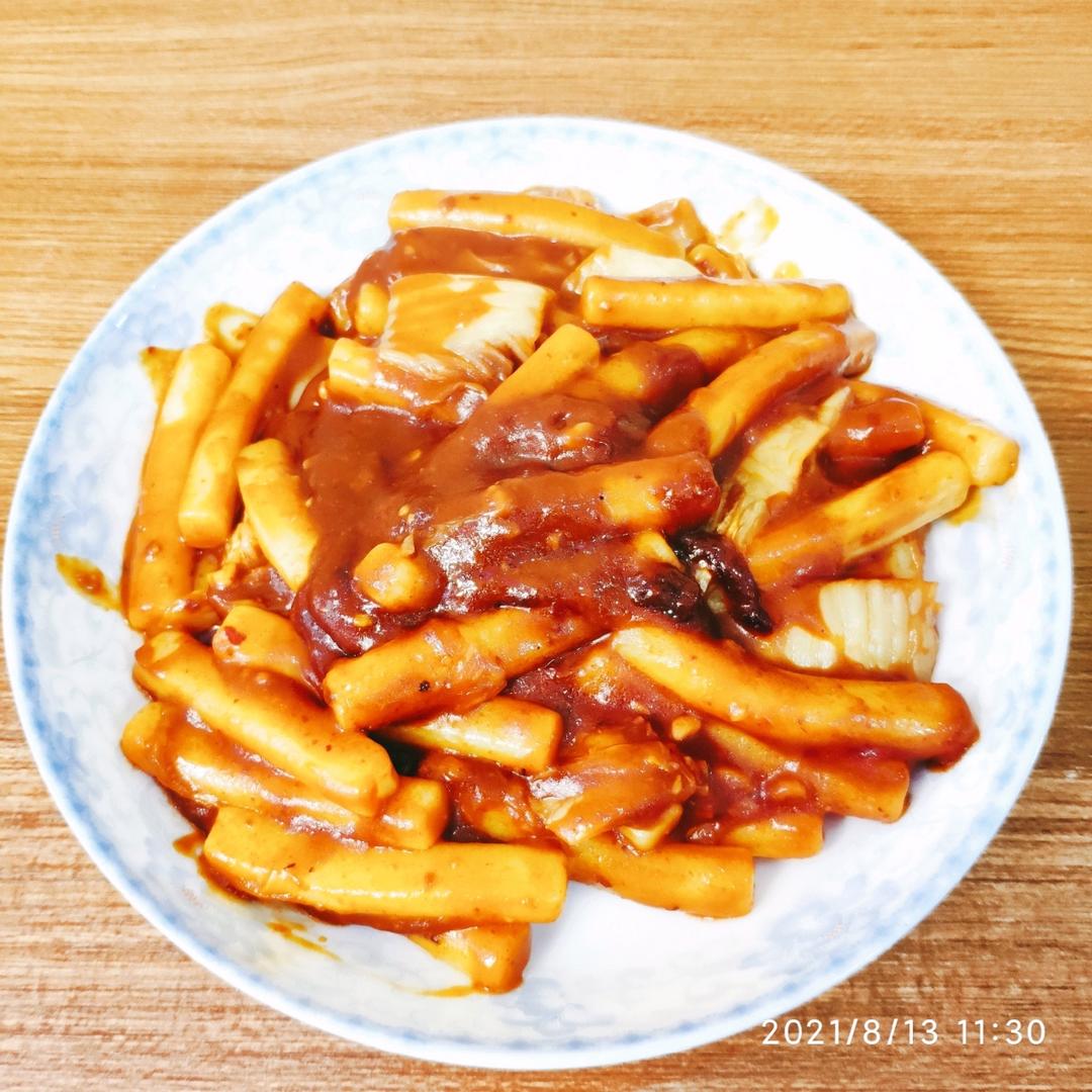 辣白菜炒年糕