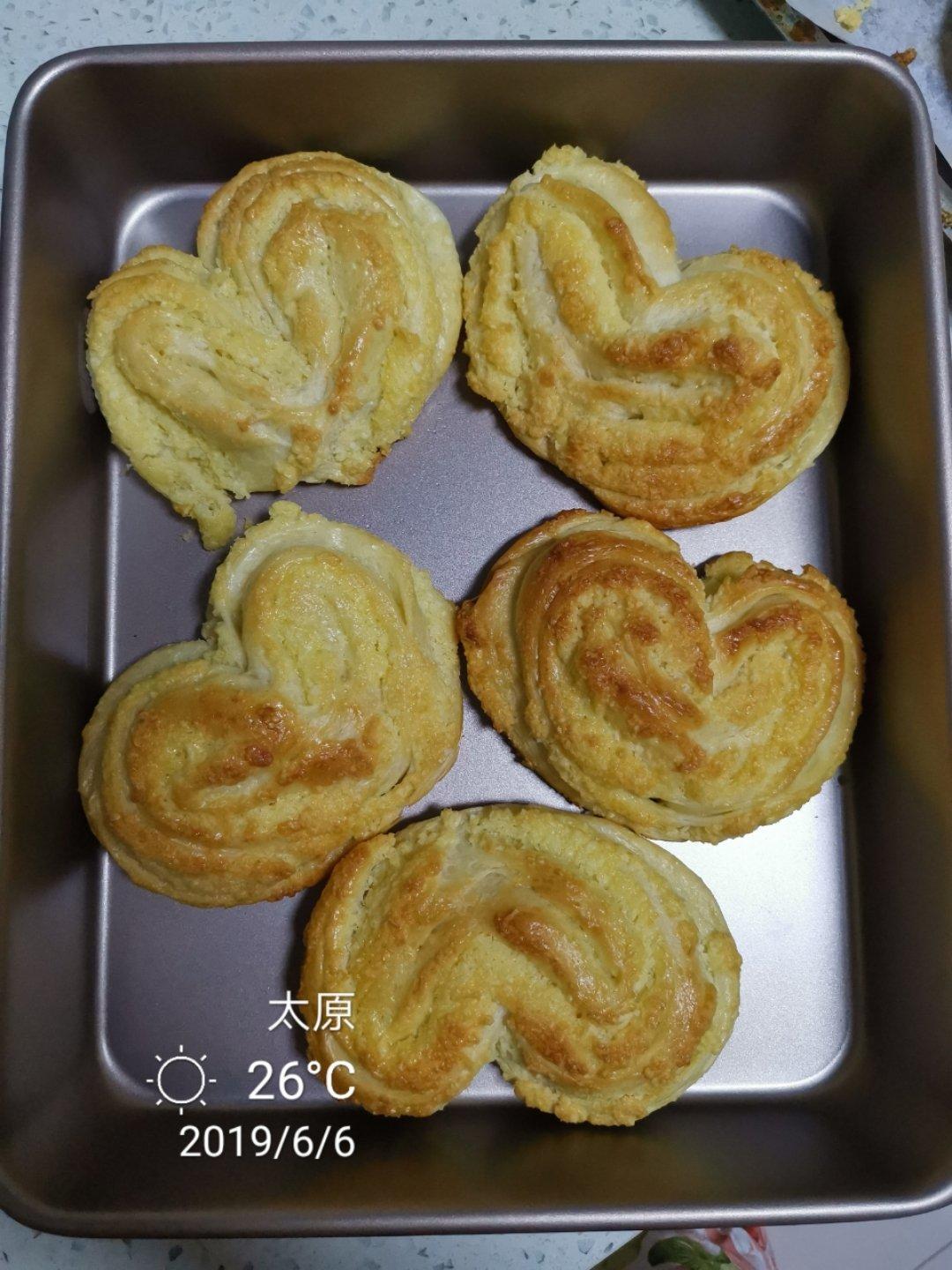 椰蓉心形面包