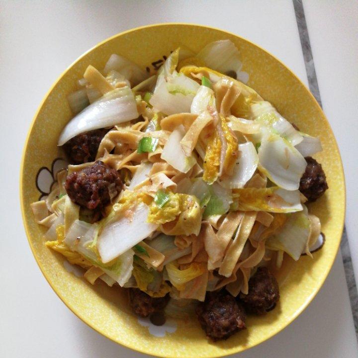 哺乳期提高乳汁质量 娃娃菜炒豆皮（千张）