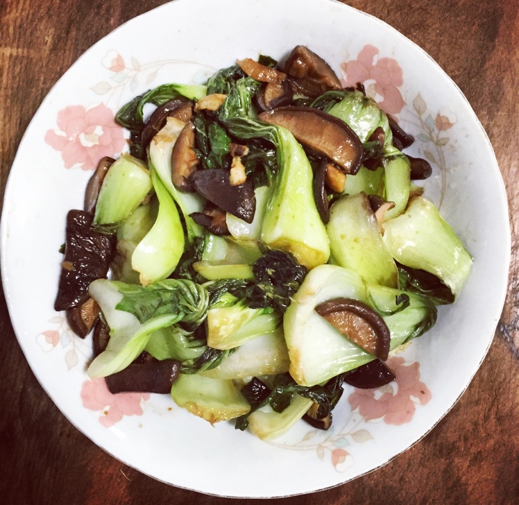 蘑菇炒青菜