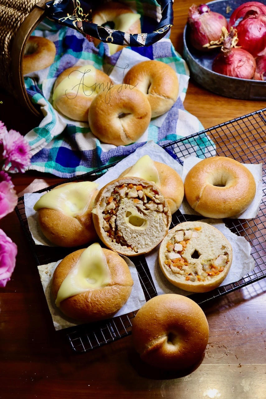 🥯芝士咖喱鸡肉贝果｜钻石裂纹