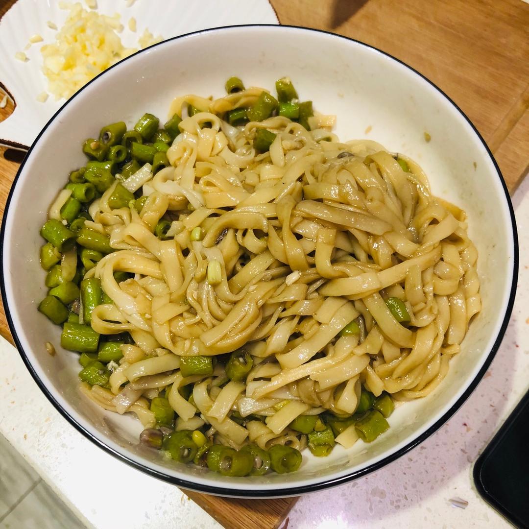 豆角焖面