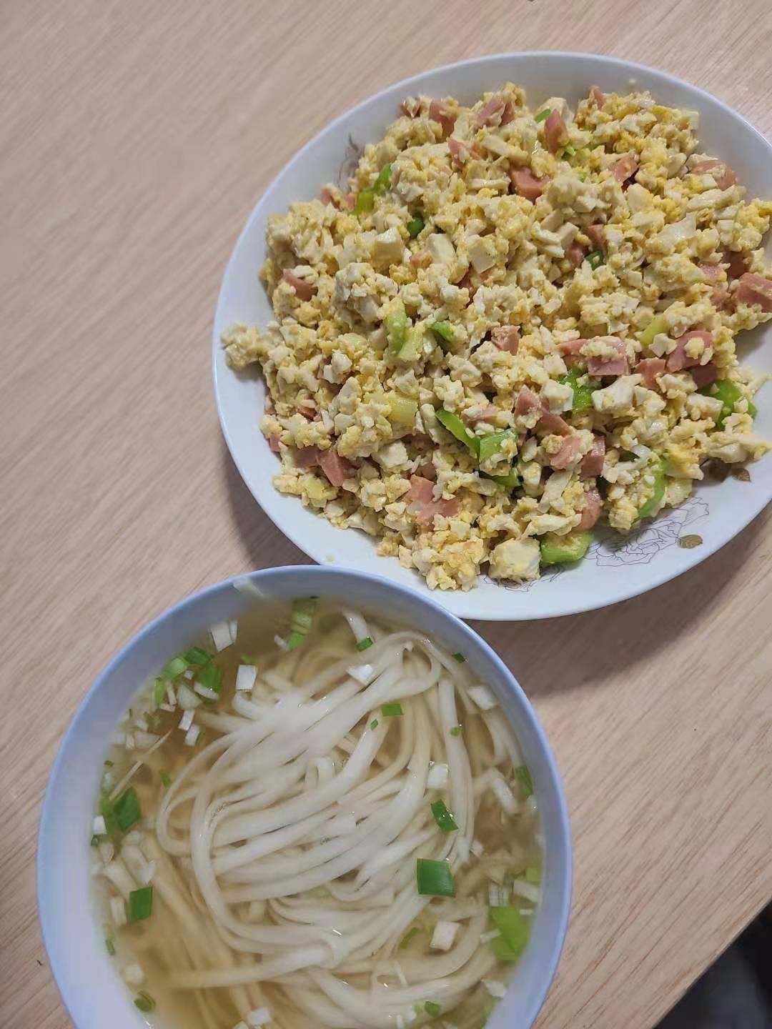 吃不完的嫩豆腐炒鸡蛋