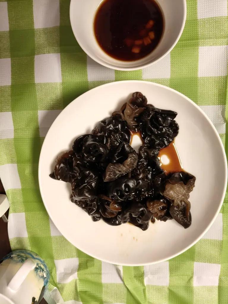 凉拌黑木耳