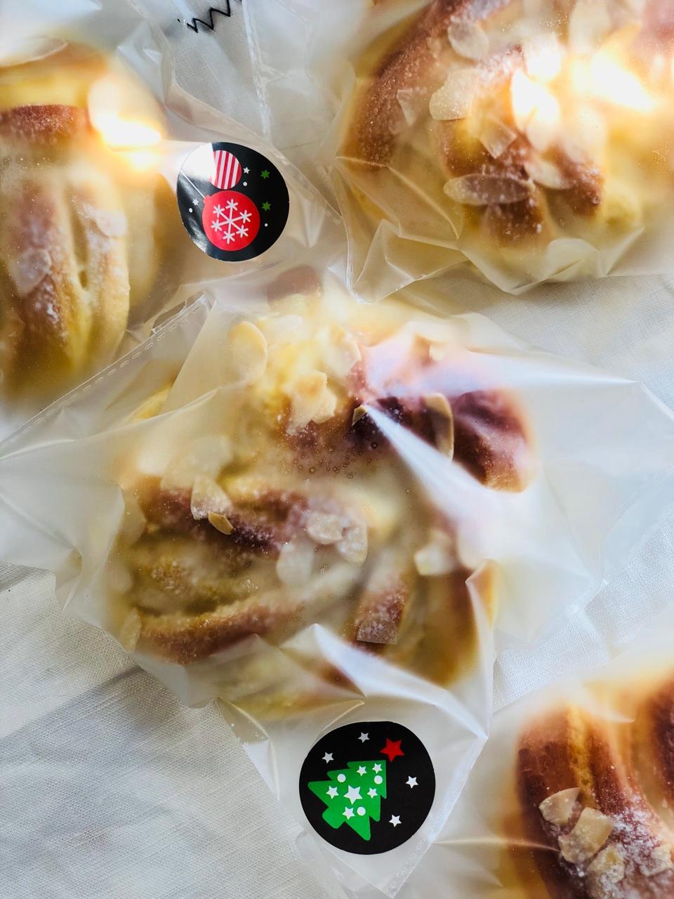 杏仁奶油软排包