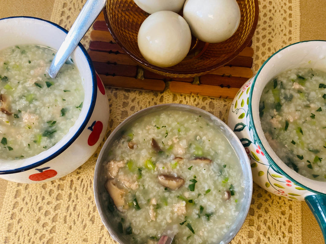 嫩滑青菜瘦肉粥