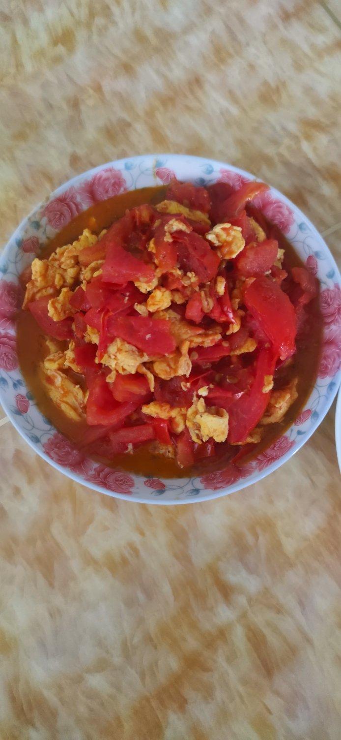 西红柿炒鸡蛋时，多加这一步，鸡蛋香嫩又入味