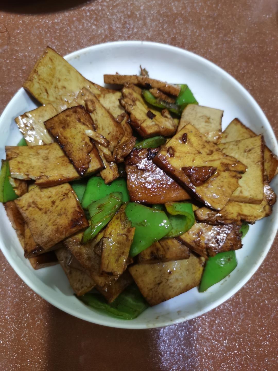 青椒炒豆干