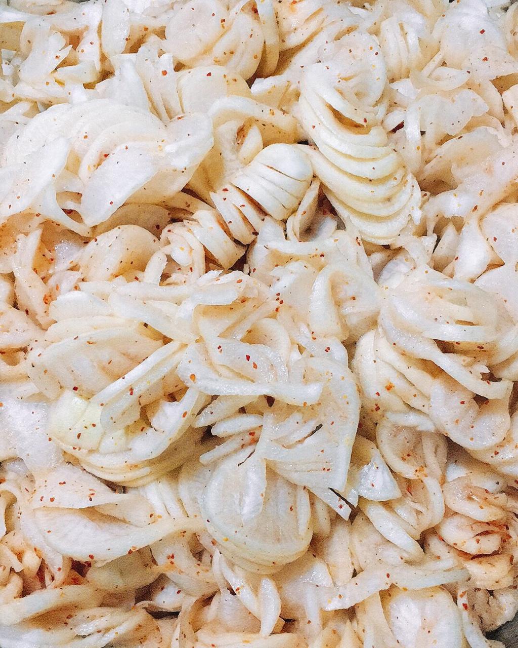 辣花萝卜，小白萝卜