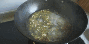 酸汤肥牛，小美的美食的做法 步骤5