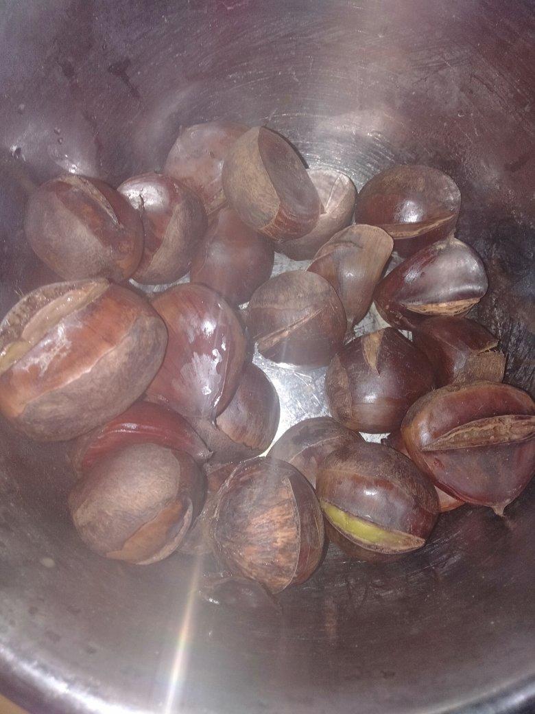 软糯可口的水煮板栗🌰（高压锅）