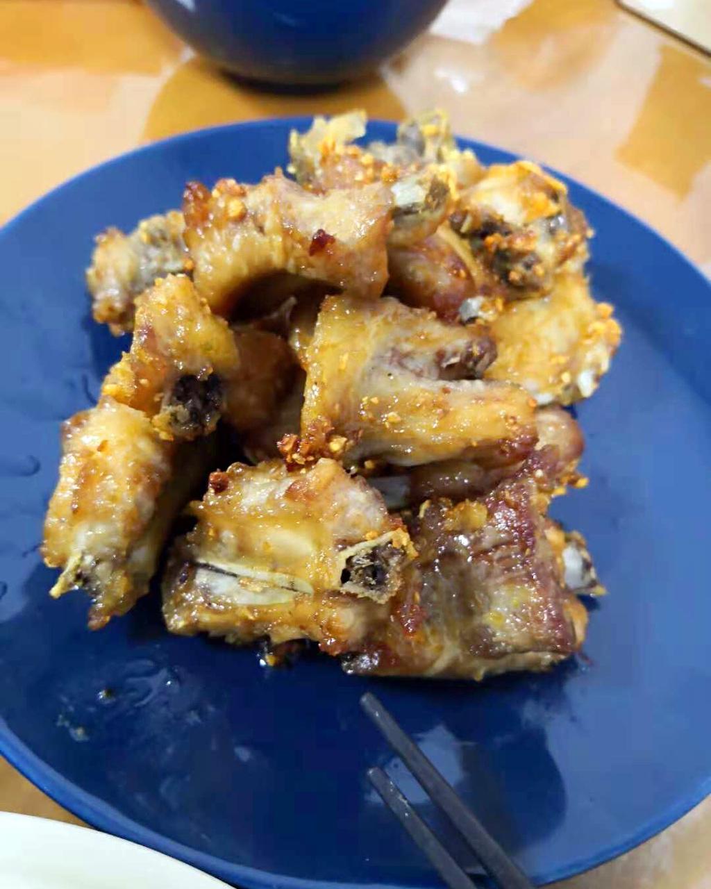 蒜香排骨