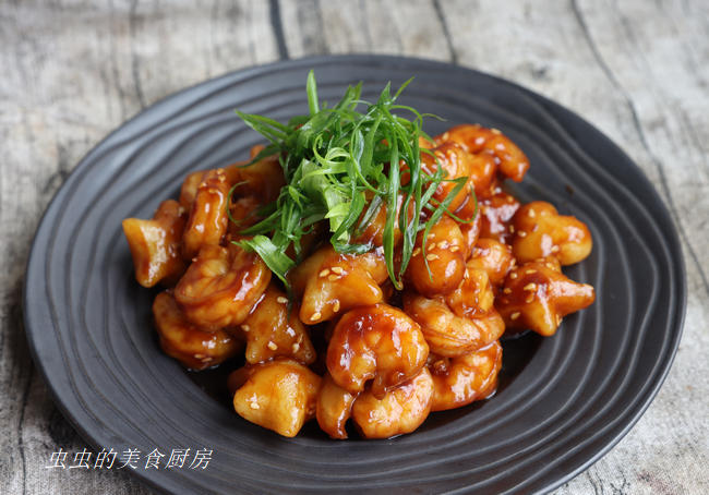 可乐年糕虾仁的做法