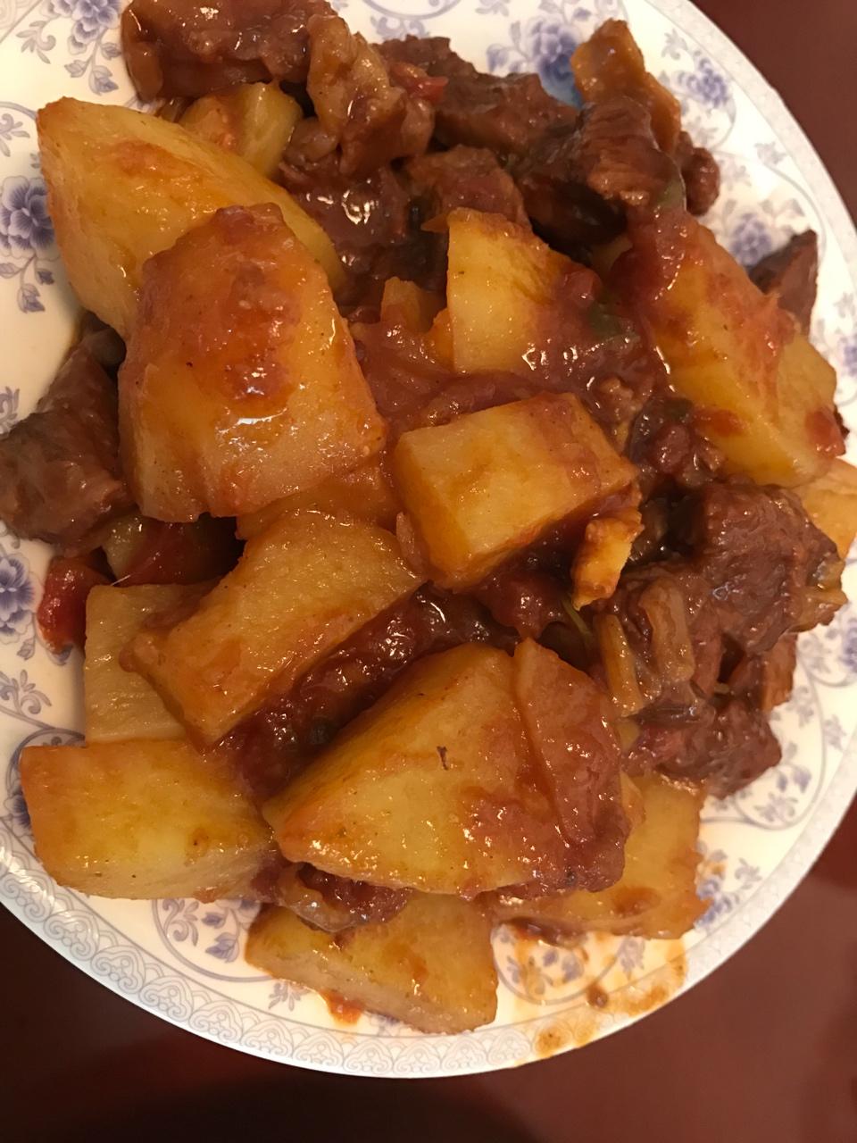 土豆炖牛肉