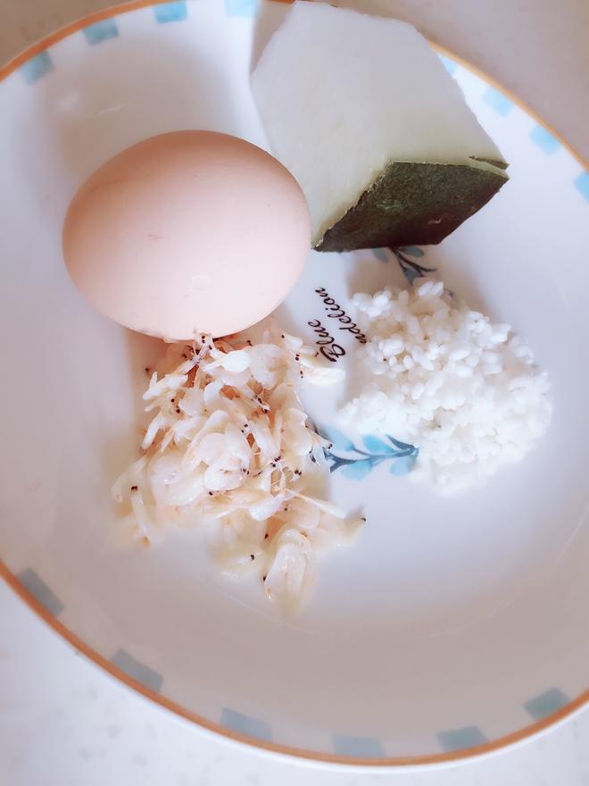 婴儿辅食：虾皮冬瓜蛋黄粥的做法