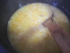 南瓜小米粥的做法 步骤4