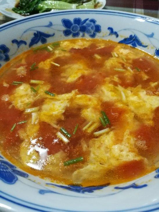 西红柿鸡蛋汤（超级简单快手菜）