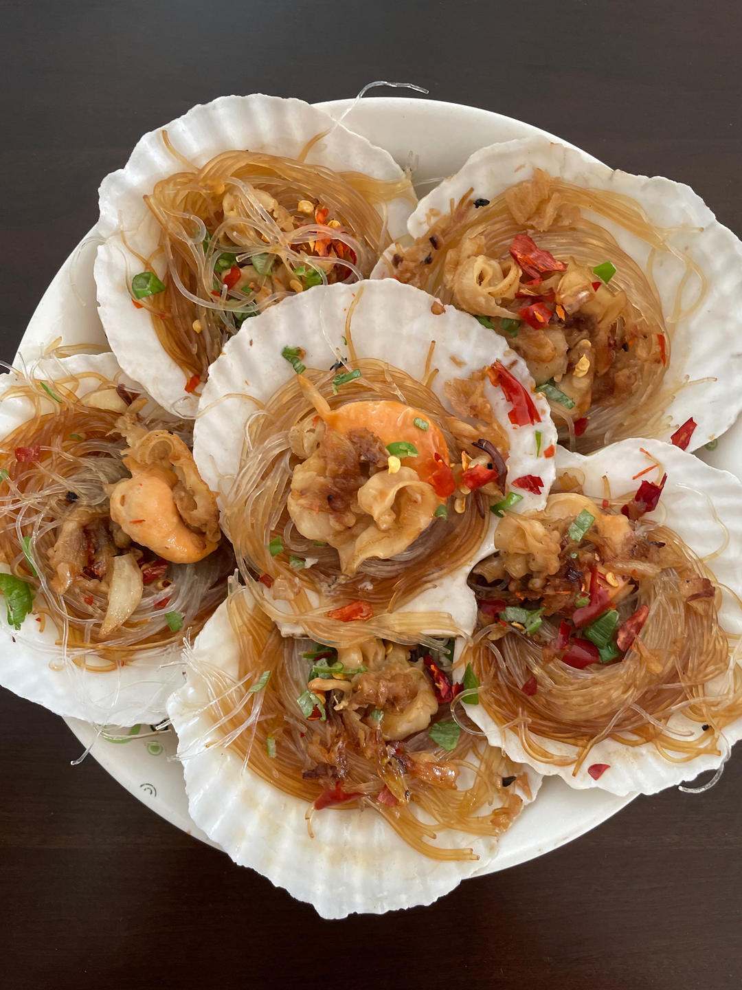 蒜蓉粉丝蒸扇贝