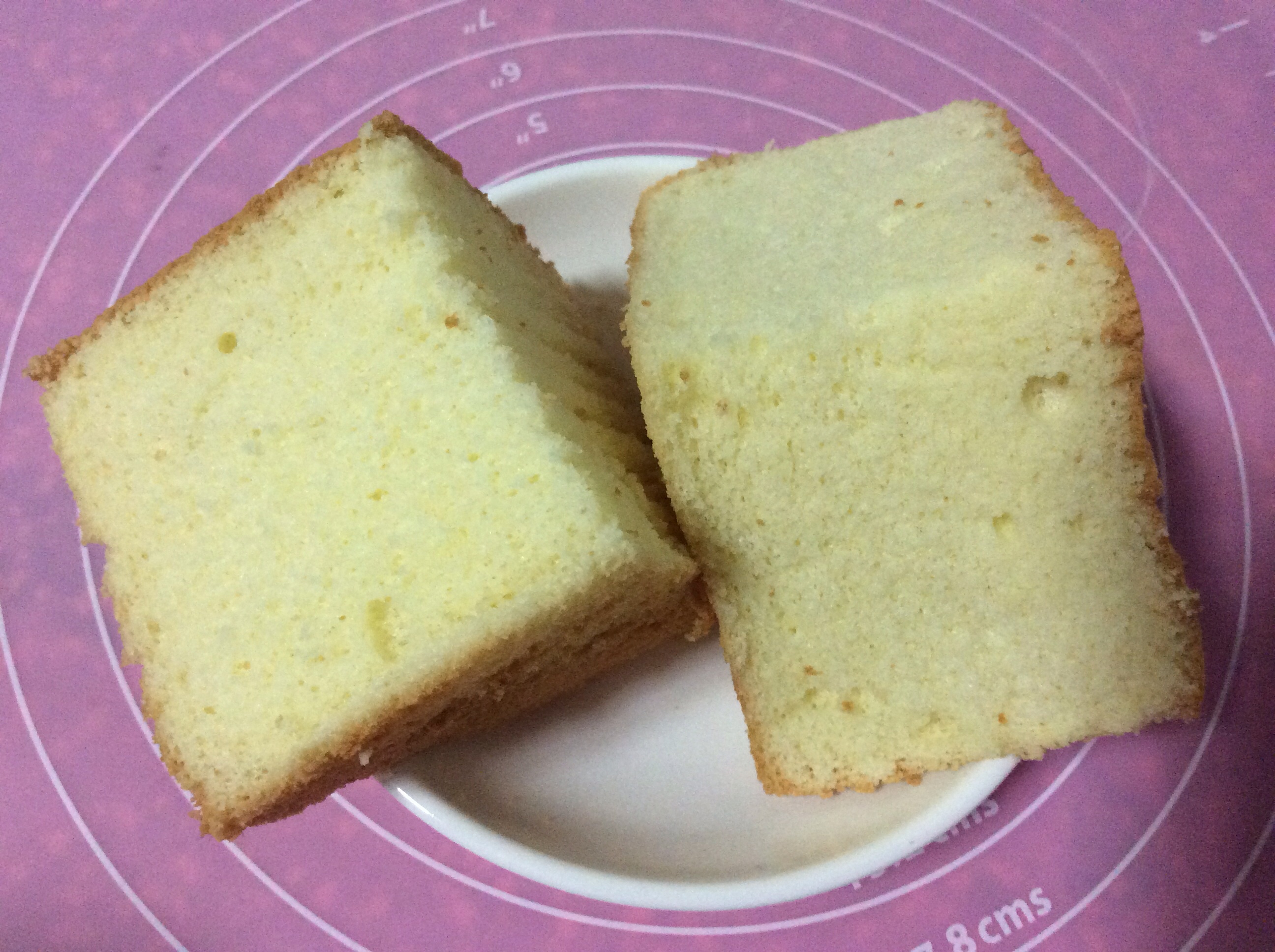 超简单完美戚风蛋糕（6寸2蛋）附打发、翻拌、脱模视频