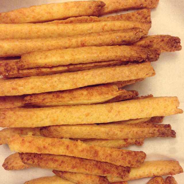 粒粒切达奶酪饼干