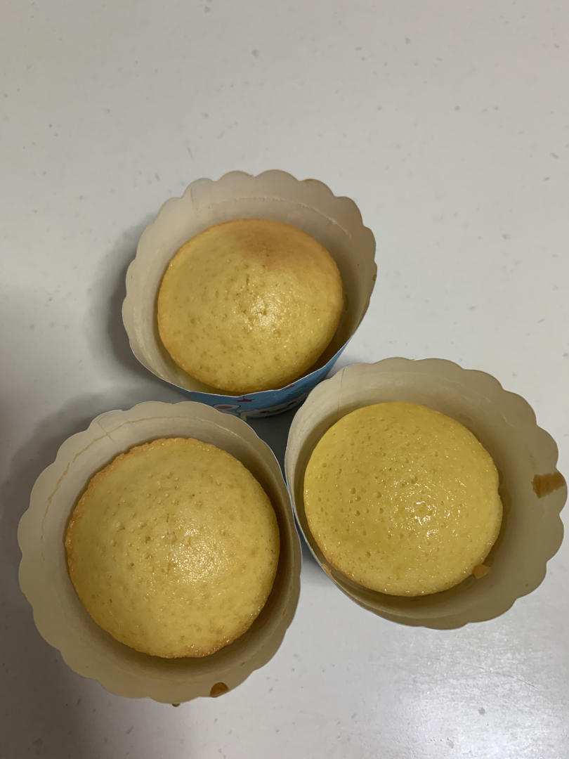 海绵纸杯蛋糕