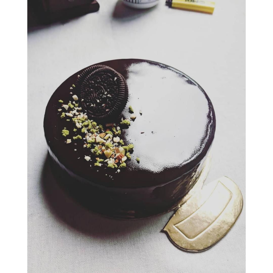 巧克力镜面淋酱<熊谷裕子>--让甜点穿上光泽亮丽的淋面外衣