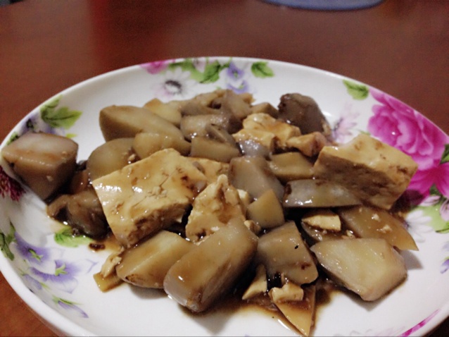 芋艿肉末豆腐羹