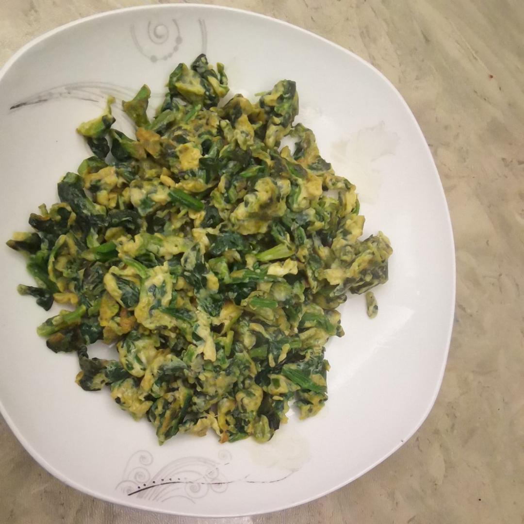 菠菜炒鸡蛋