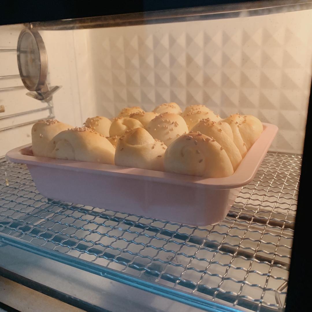 脆底蜂蜜小面包